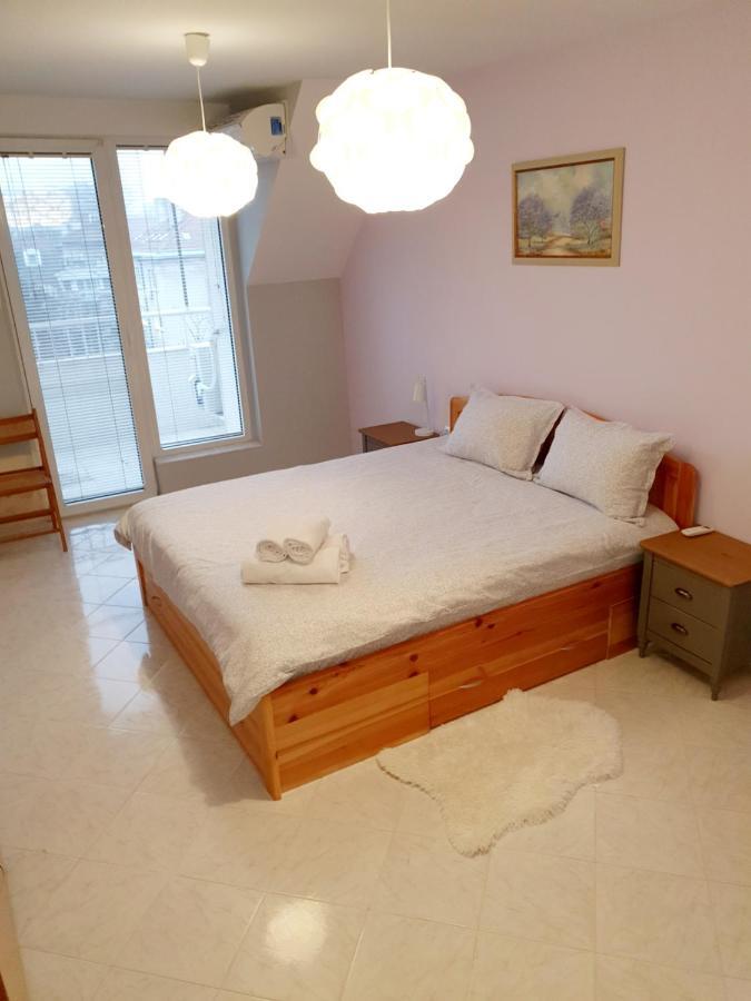 Malavi Square top center apartment Ruse Esterno foto