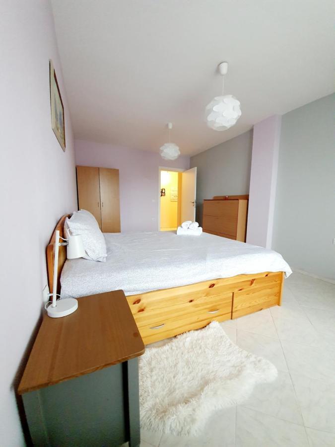 Malavi Square top center apartment Ruse Esterno foto